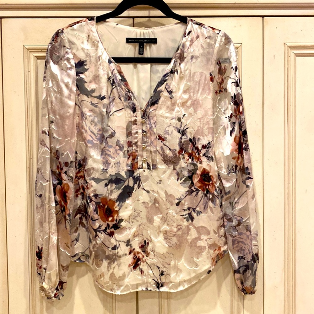 Beautiful Silk Blend floral blouse from White House Black Market